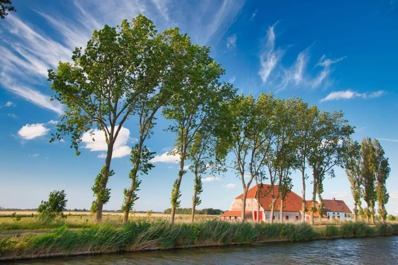 Holiday home Maenhoudthoeve Met Zwembad En Sauna Villa Oudenburg